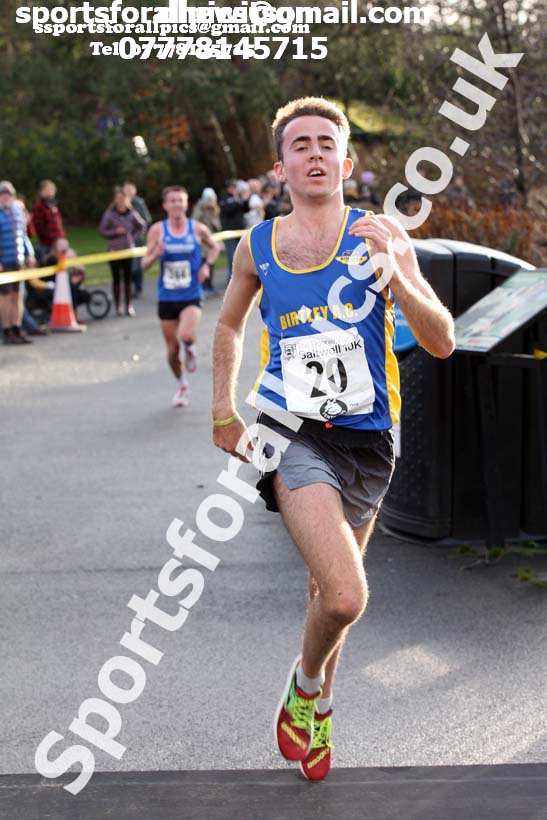 Ronnie Walker Saltwell 10k Road Race, Gateshead. Photo:  David T. Hewitson/Sports for All Pics